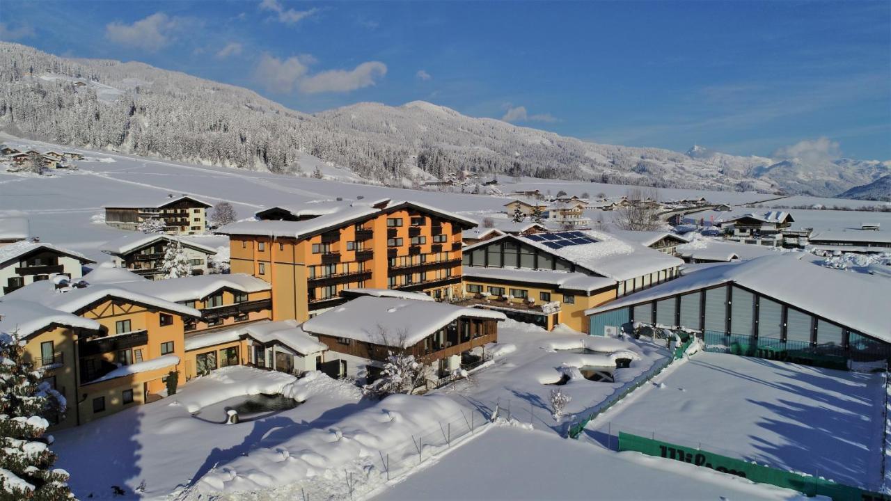 Vital & Sporthotel Brixen Brixen im Thale Exterior photo